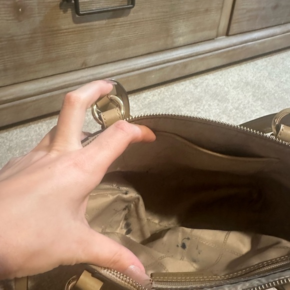 Michael Kors Tote Sullivan Signature Convertible Top Zip Handbag Beige, Used - Picture 5 of 7